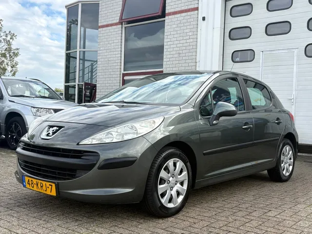 Peugeot 207 (2009) — foto 1