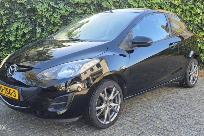 Mazda 2 (2012)