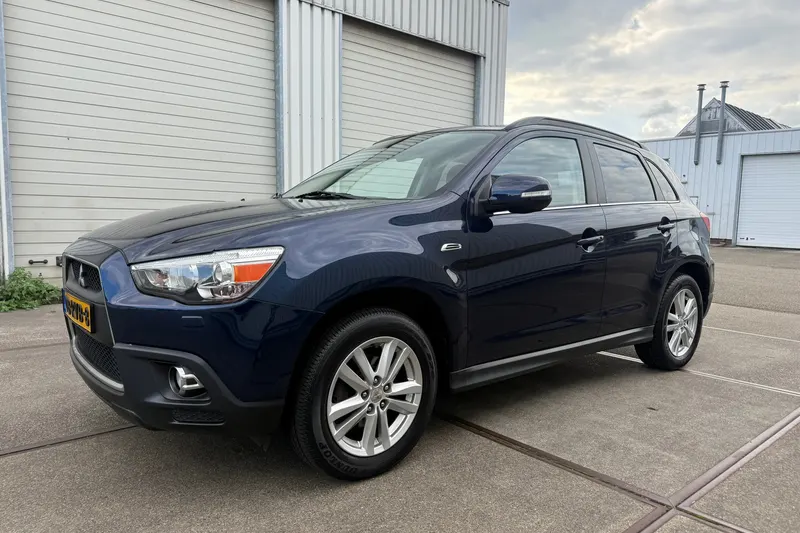 Mitsubishi ASX (2011)