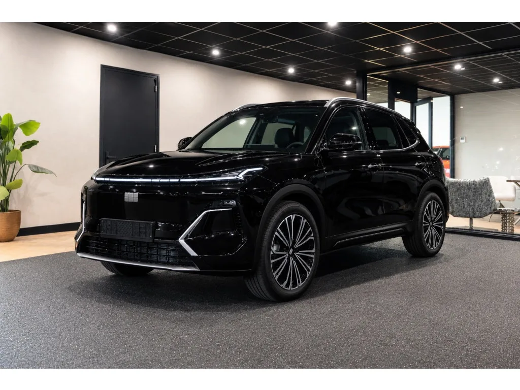 Geely Starray EM-i (2026) — foto 1