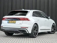 Audi Q8 (2020) — foto 1