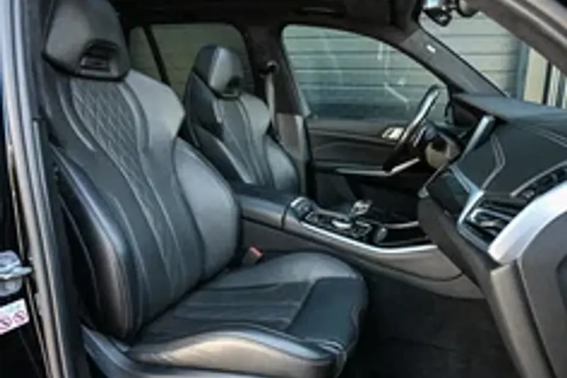 BMW X5 (2022)