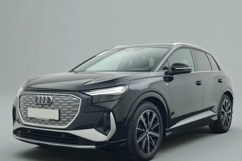 Audi Q4 e-tron (2024)