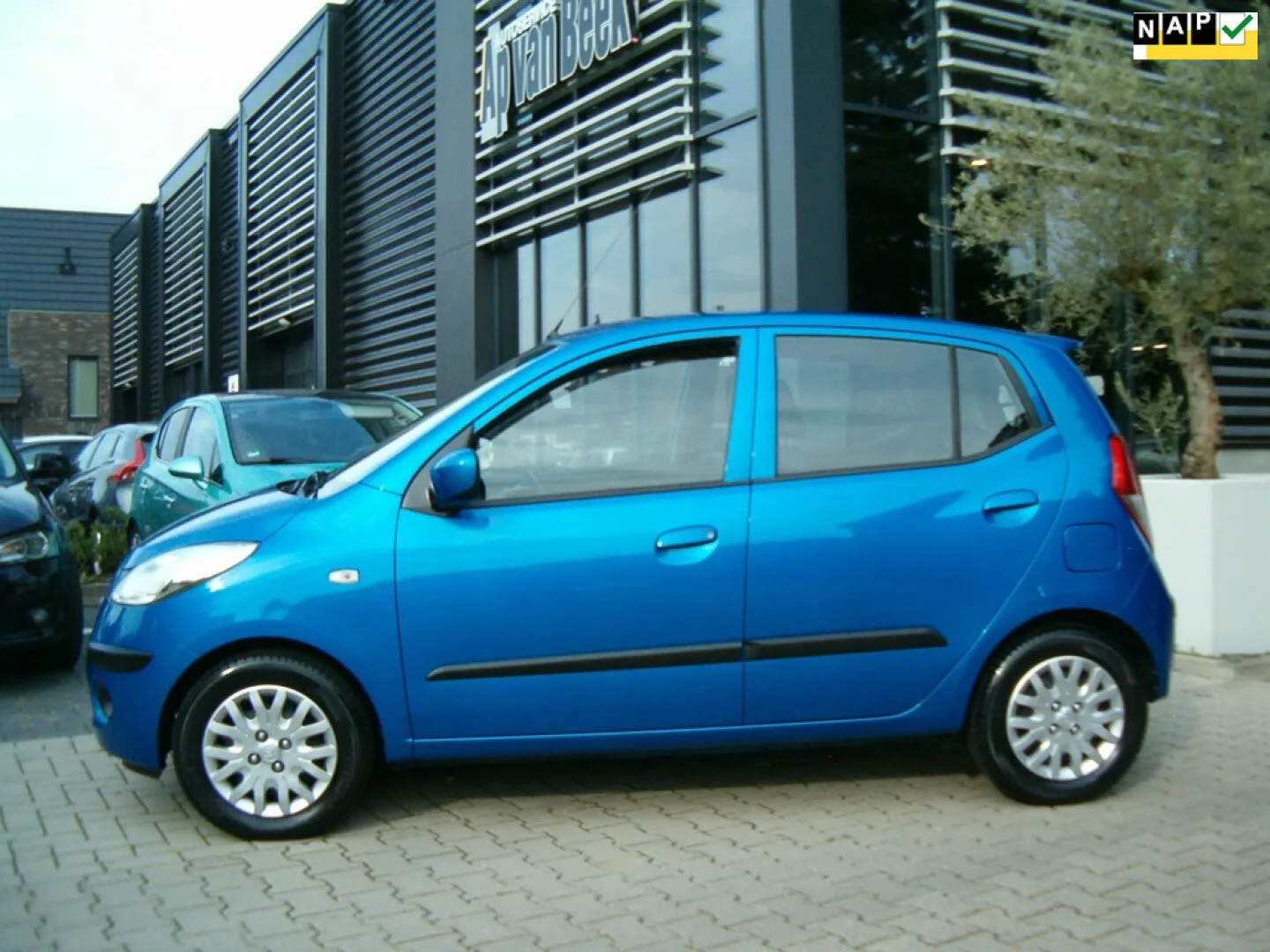 Hyundai i10 (2010) — foto 1