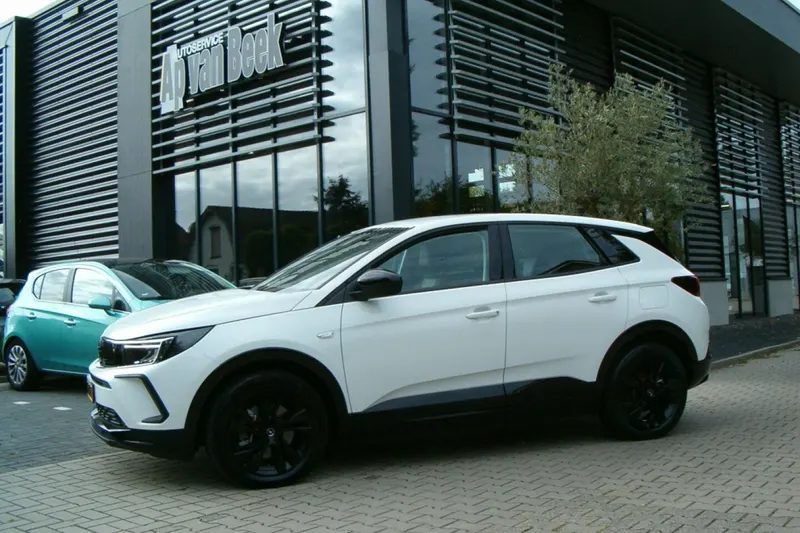 Opel Grandland (2024)
