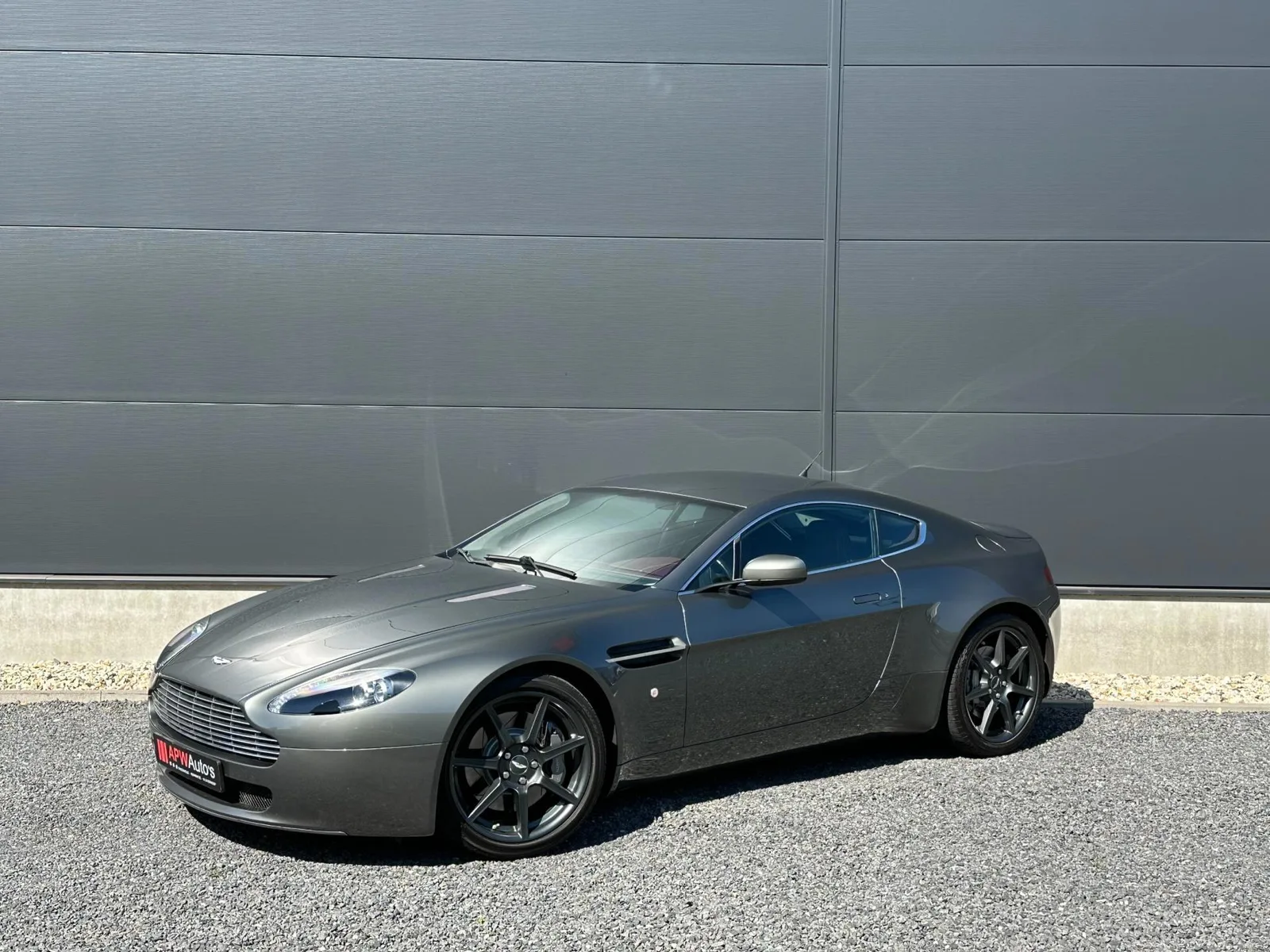 Aston Martin V8 Vantage (2006) — foto 1