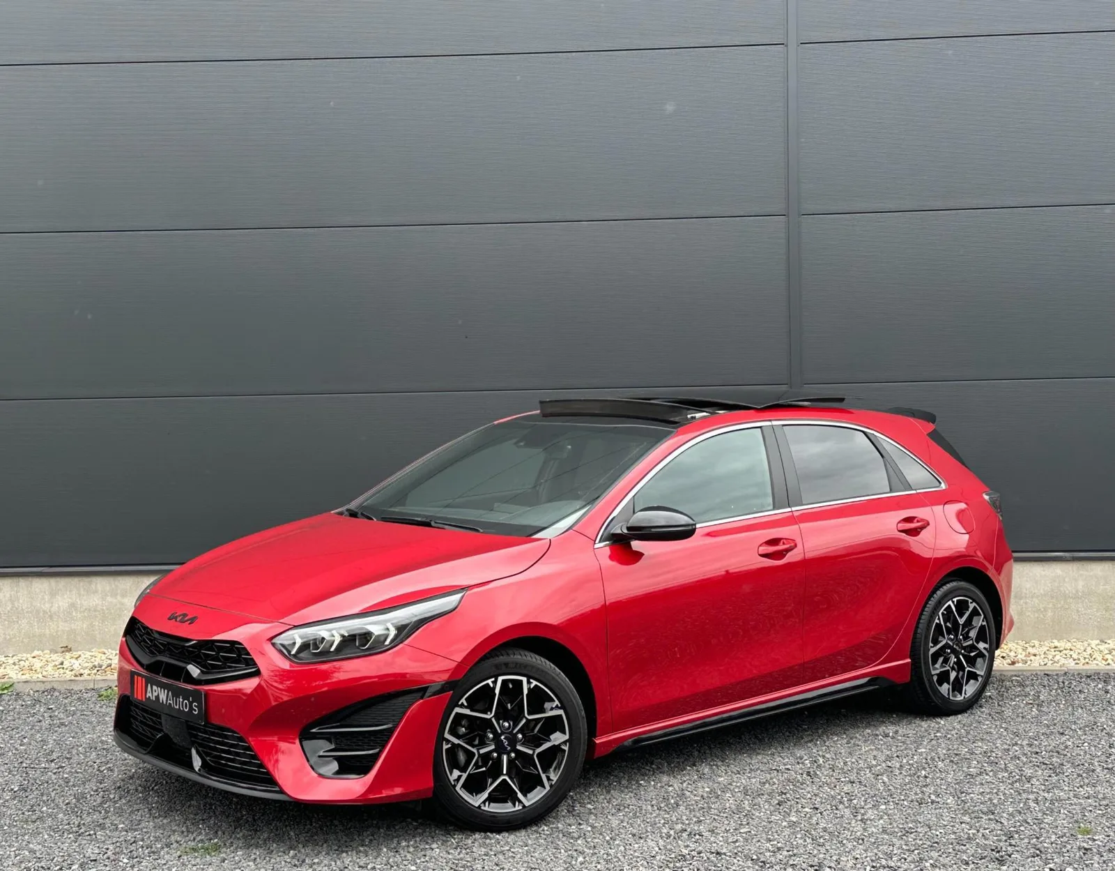 Kia Ceed (2024) — foto 1