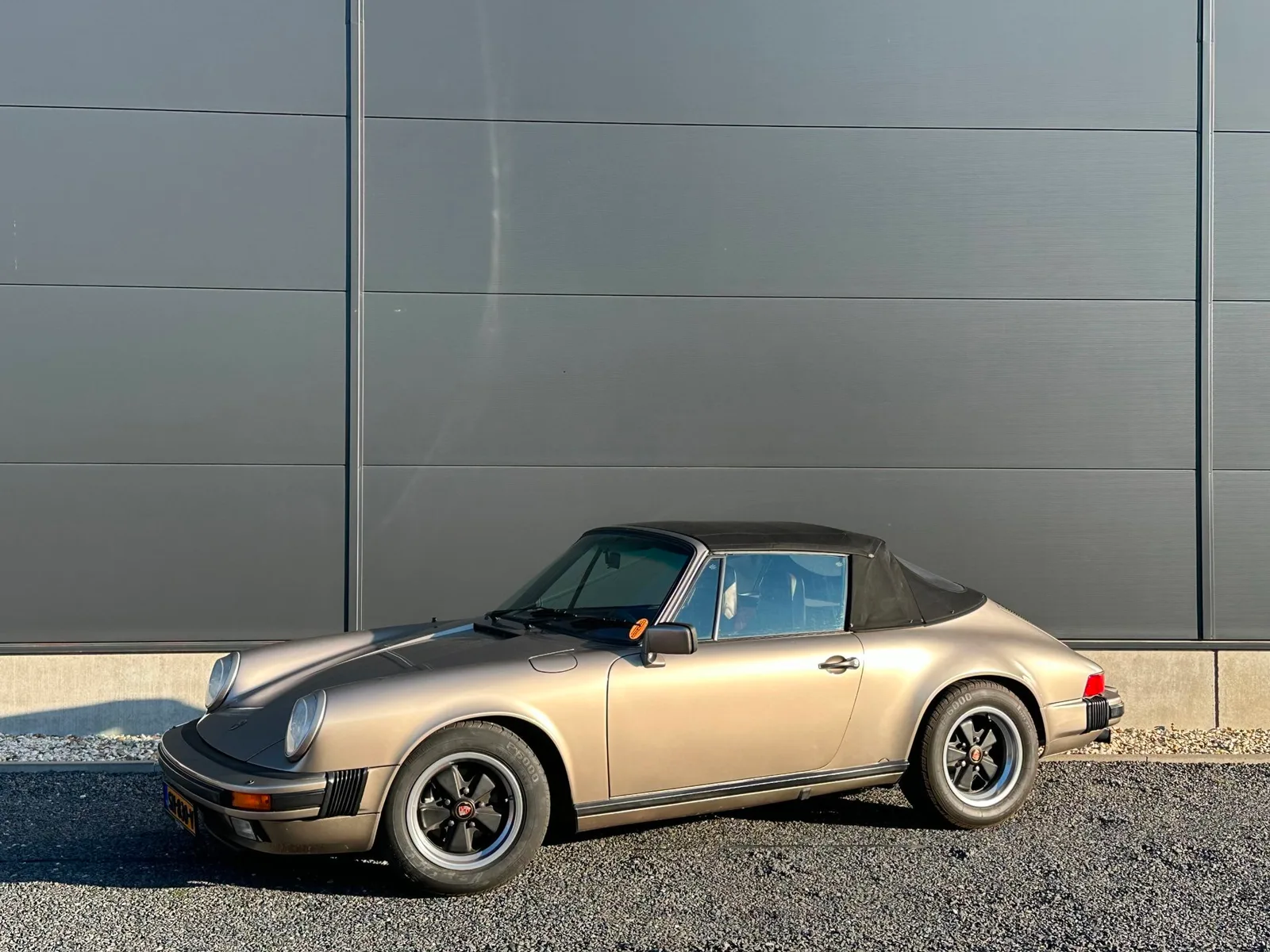 Porsche 911 (1984) — foto 1