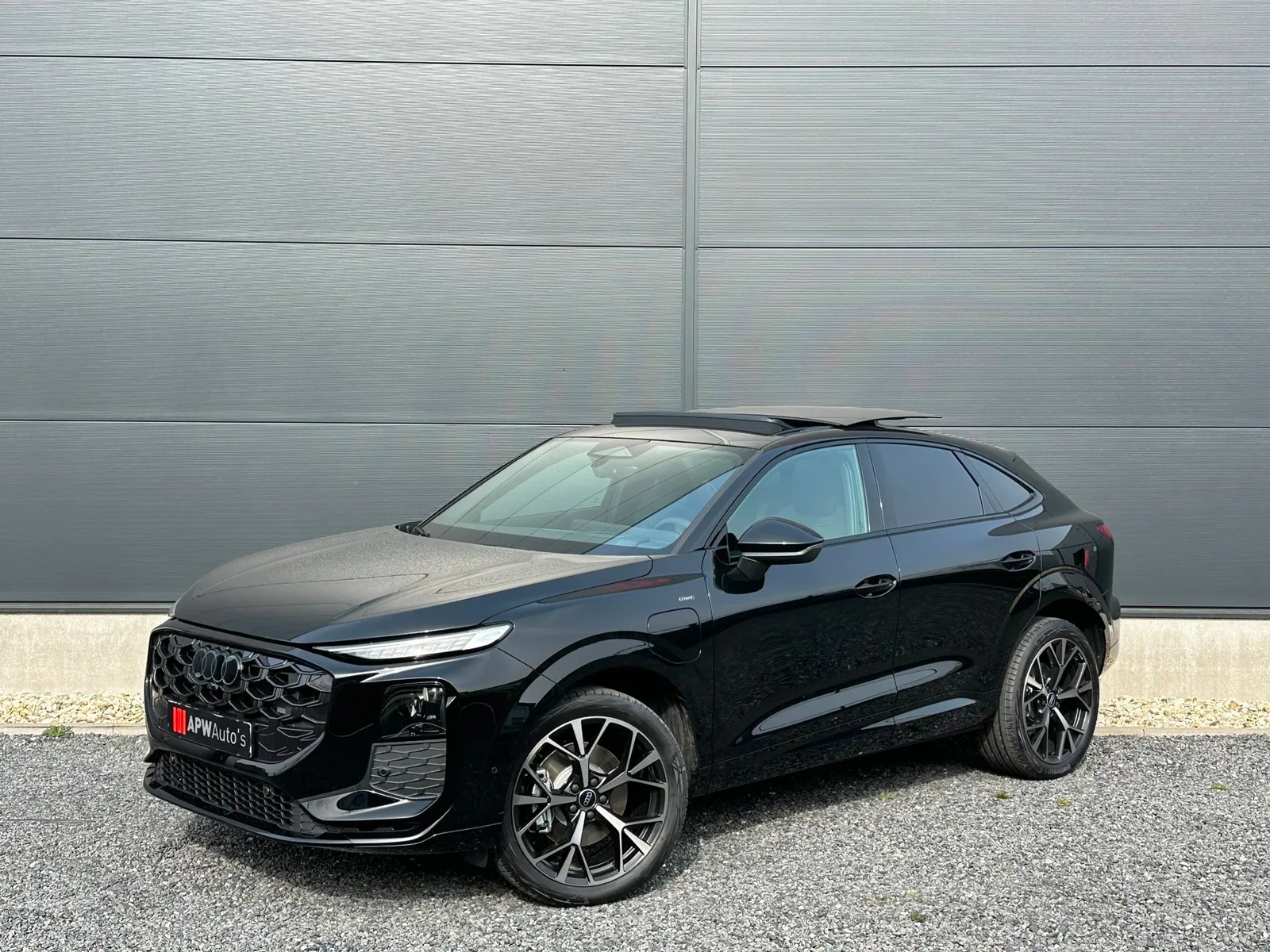 Audi Q3 Sportback (2026) — foto 1