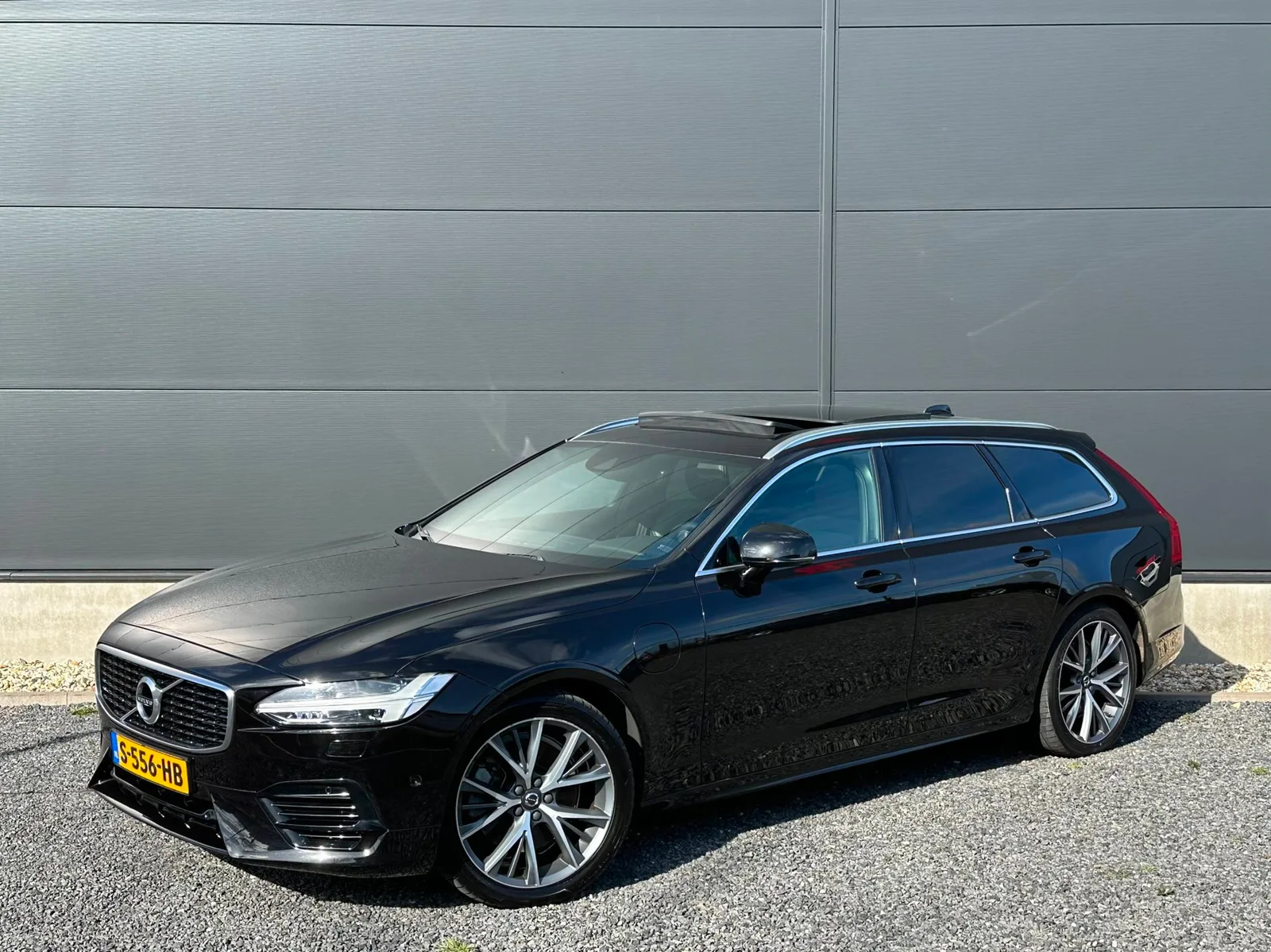 Volvo V90 (2018) — foto 1