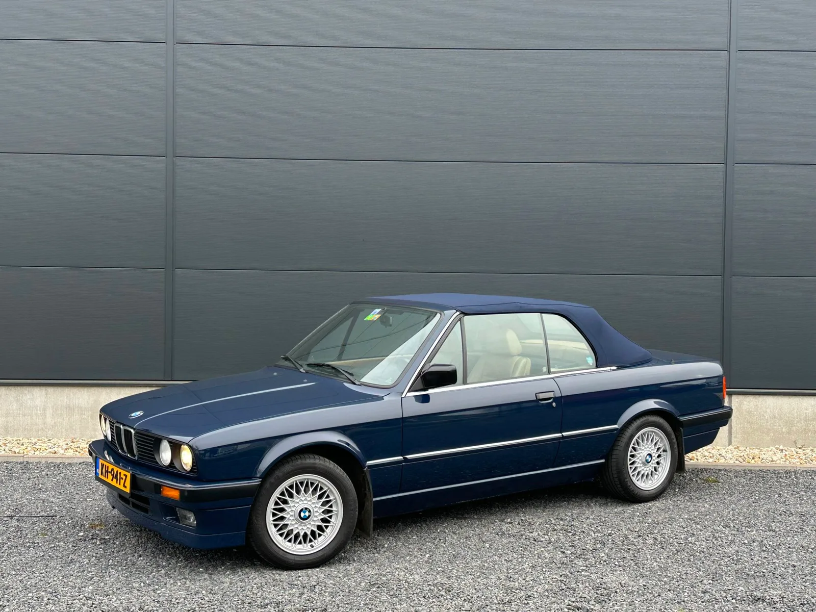 BMW 3-Serie (1992) — foto 1