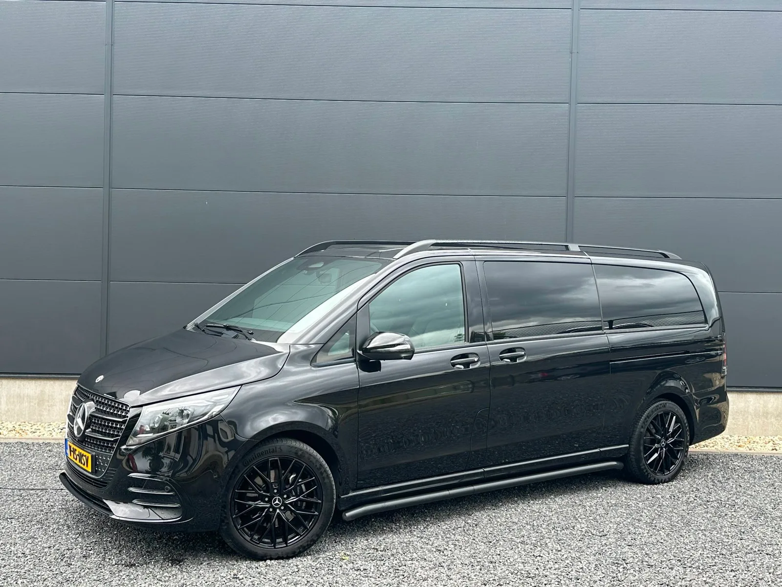 Mercedes-Benz V-Klasse (2025) — foto 1