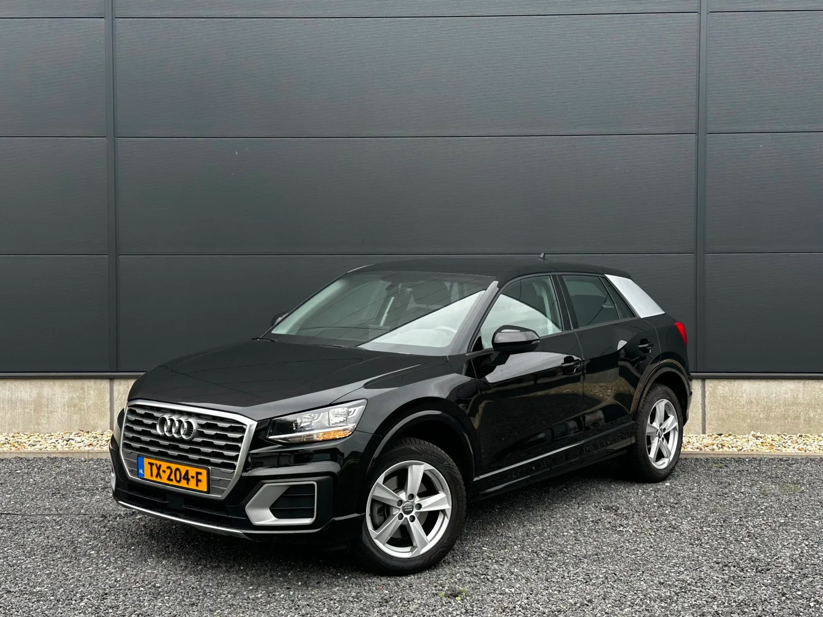 Audi Q2 (2018) — foto 1