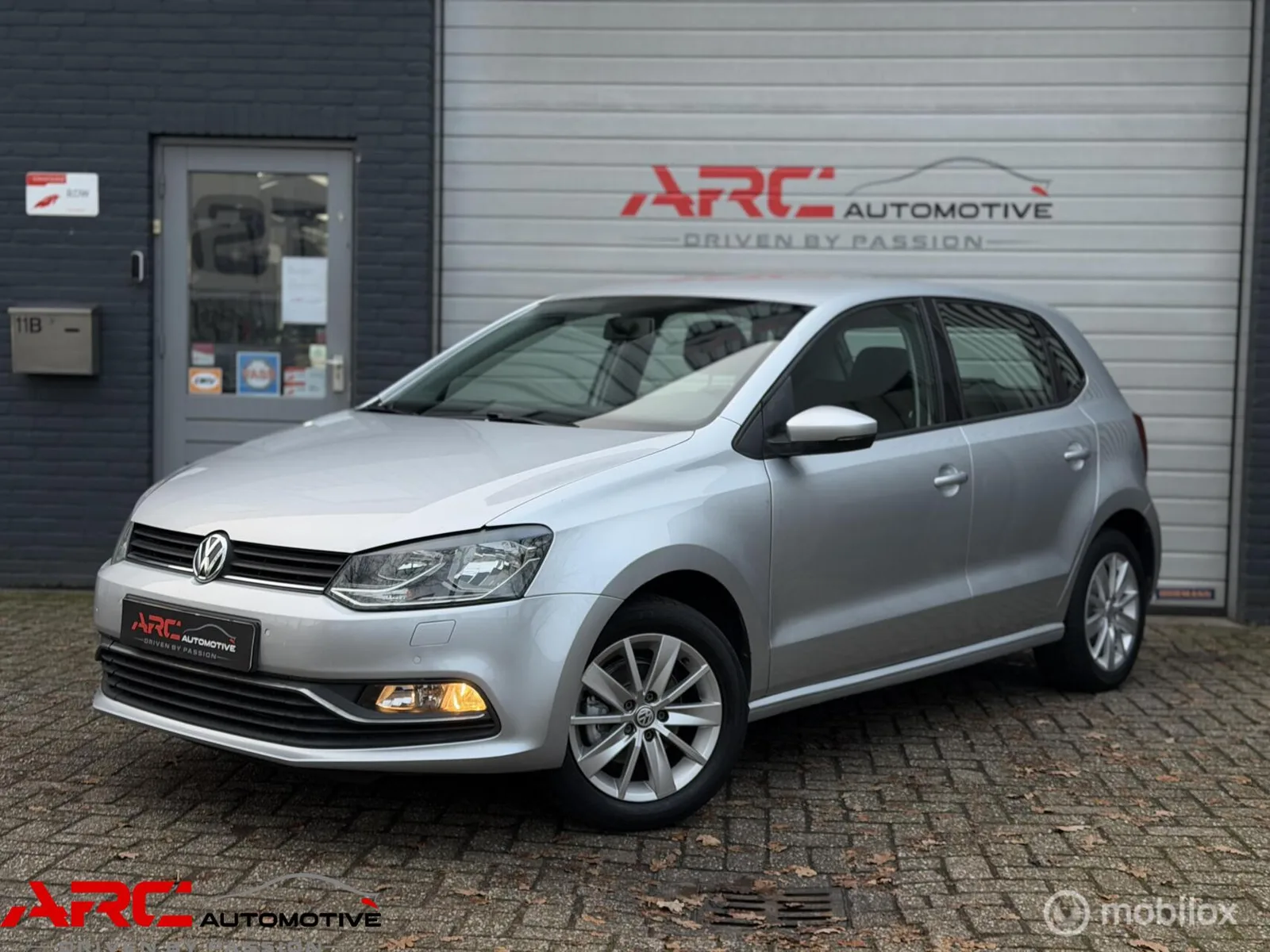 Volkswagen Polo (2014) — foto 1