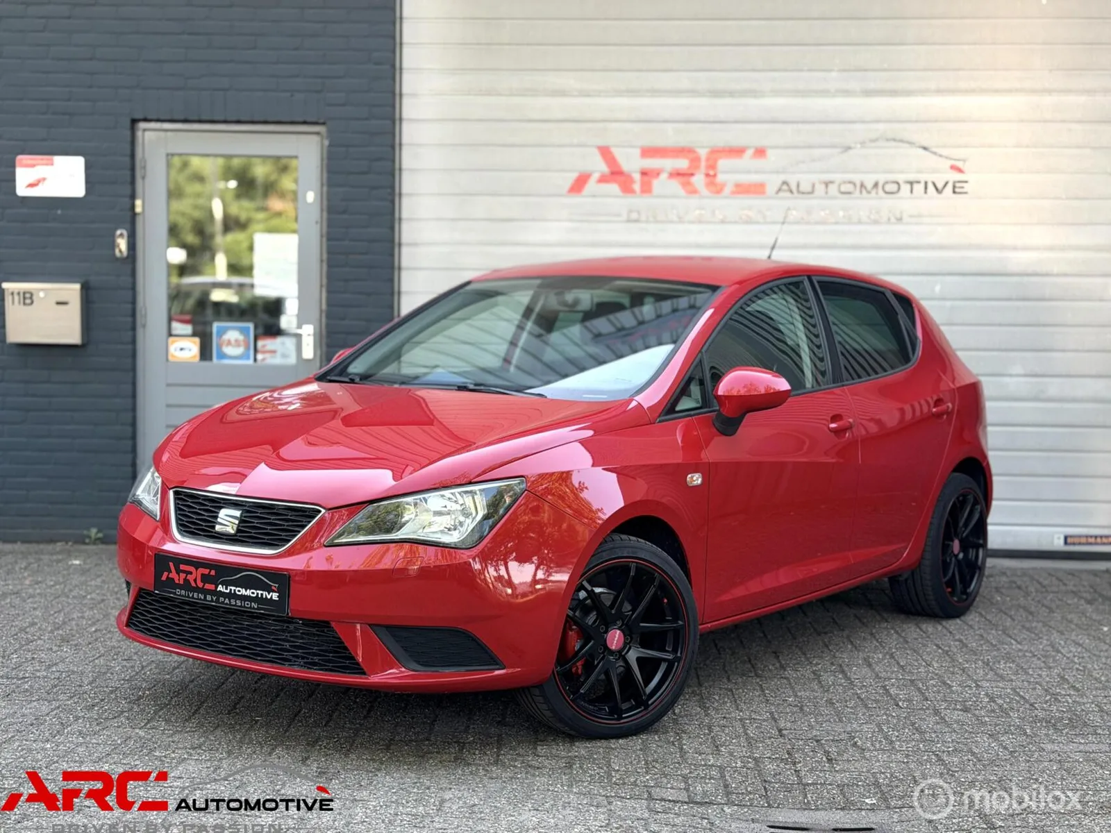 SEAT Ibiza (2014) — foto 1