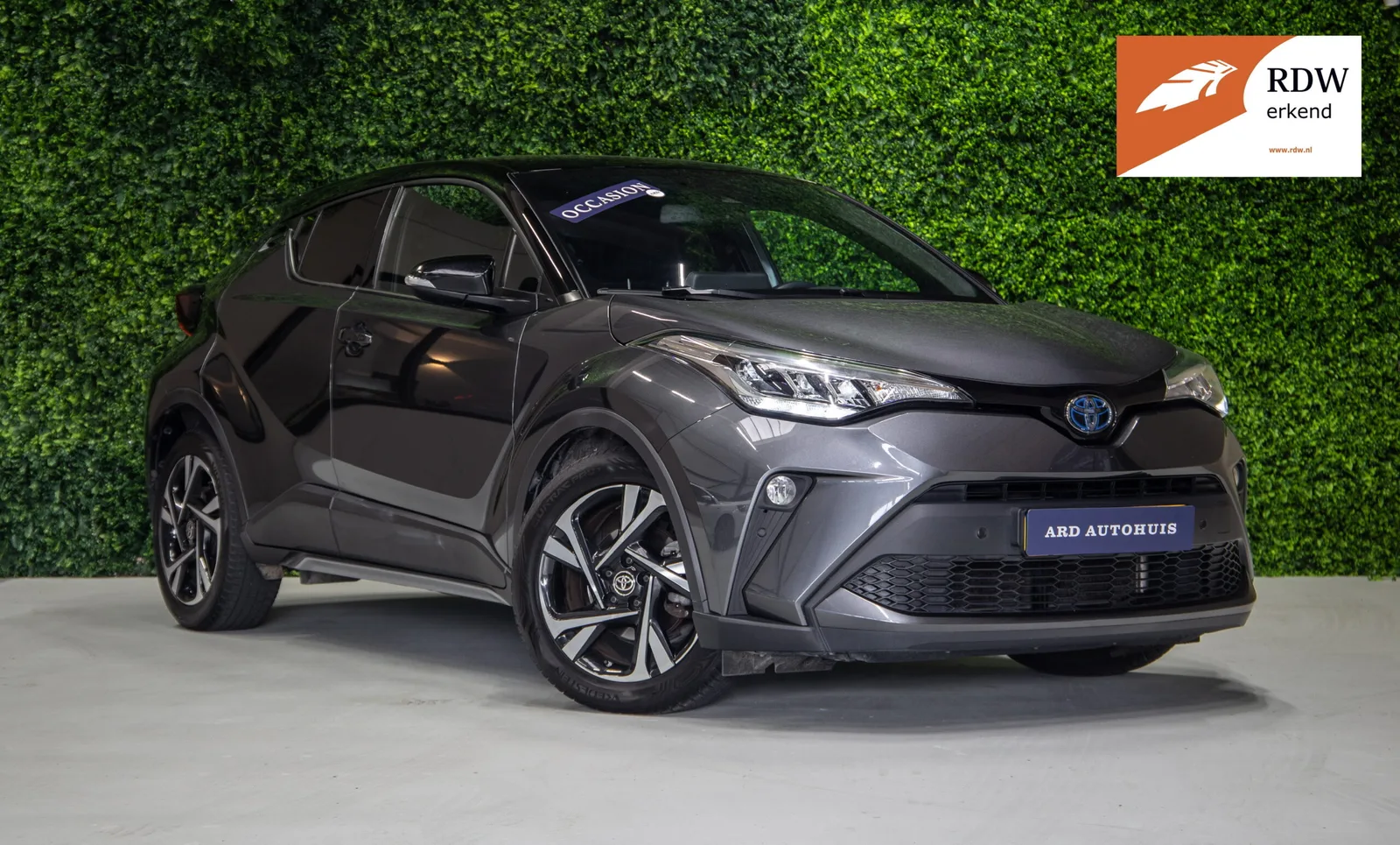 Toyota C-HR (2023) — foto 1