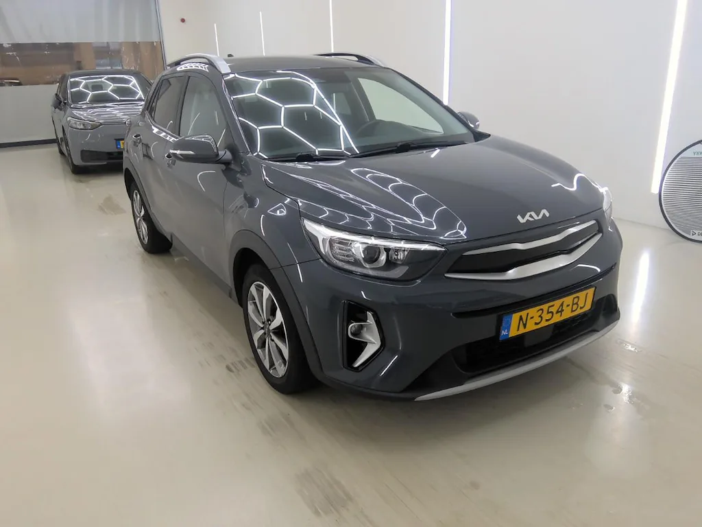 Kia Stonic (2021) — foto 1