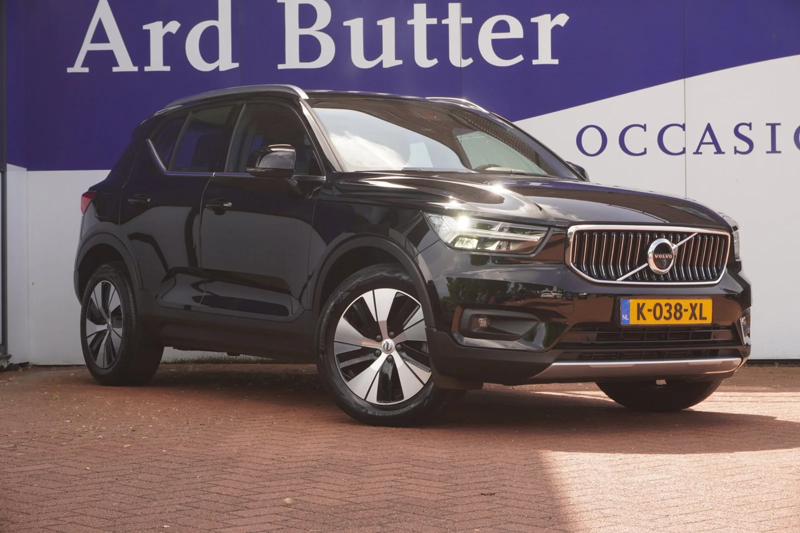 Volvo XC40 (2021) — foto 1