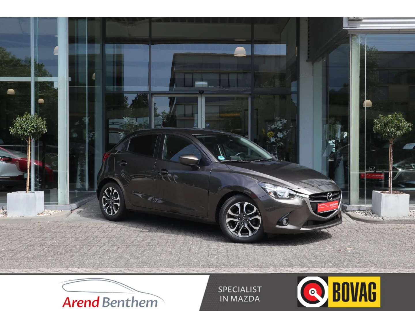 Mazda 2 (2016) — foto 1