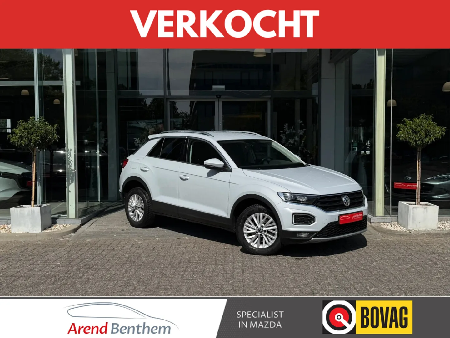 Volkswagen T-Roc (2018) — foto 1