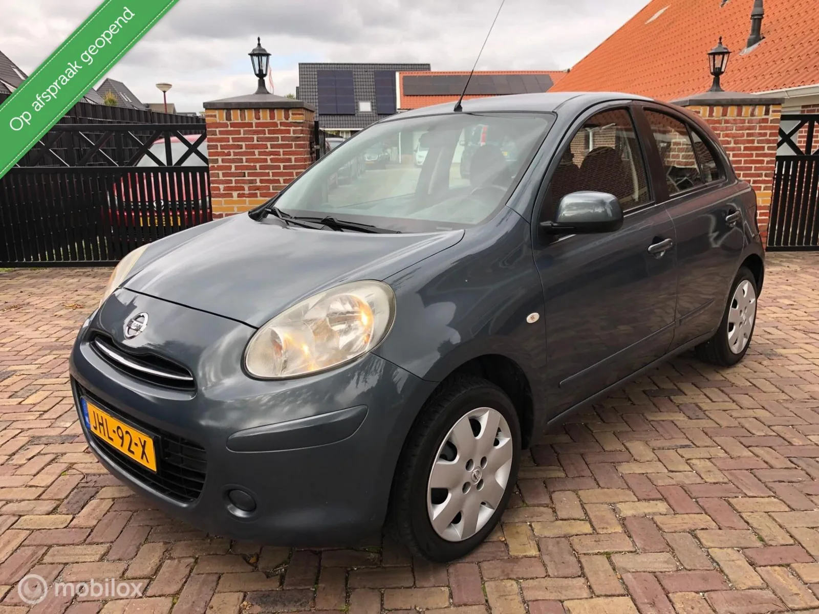Nissan Micra (2011) — foto 1