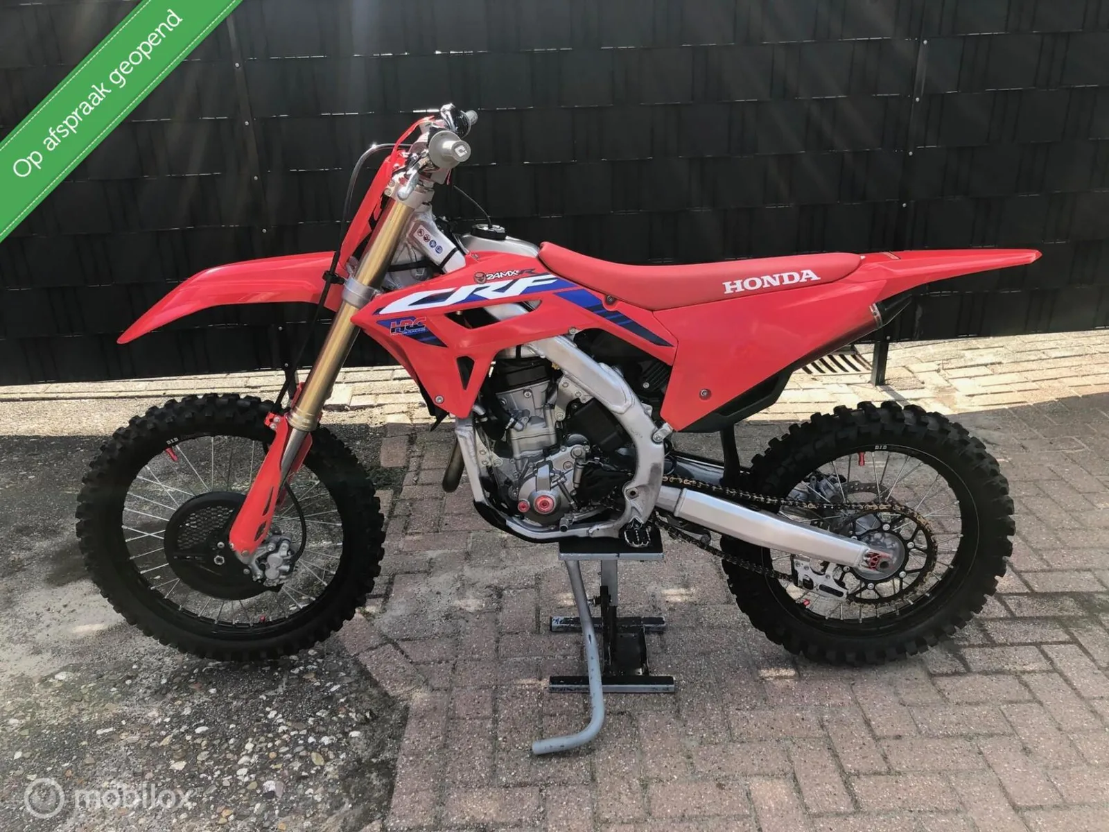 Honda CRF 250 R (2023) — foto 1