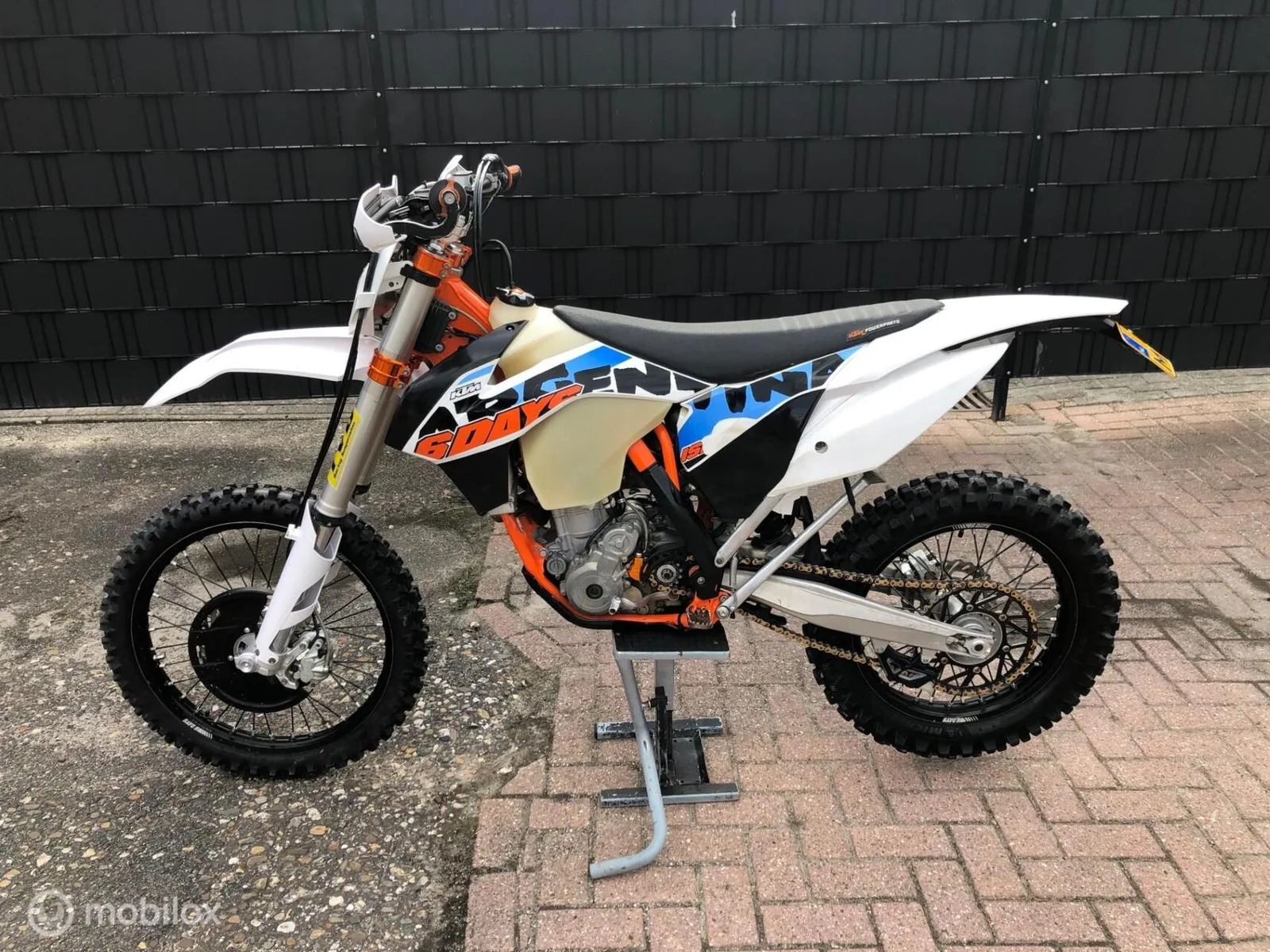 KTM 350 EXC-F Six Days (2015) — foto 1
