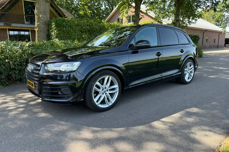 Audi Q7 (2017)