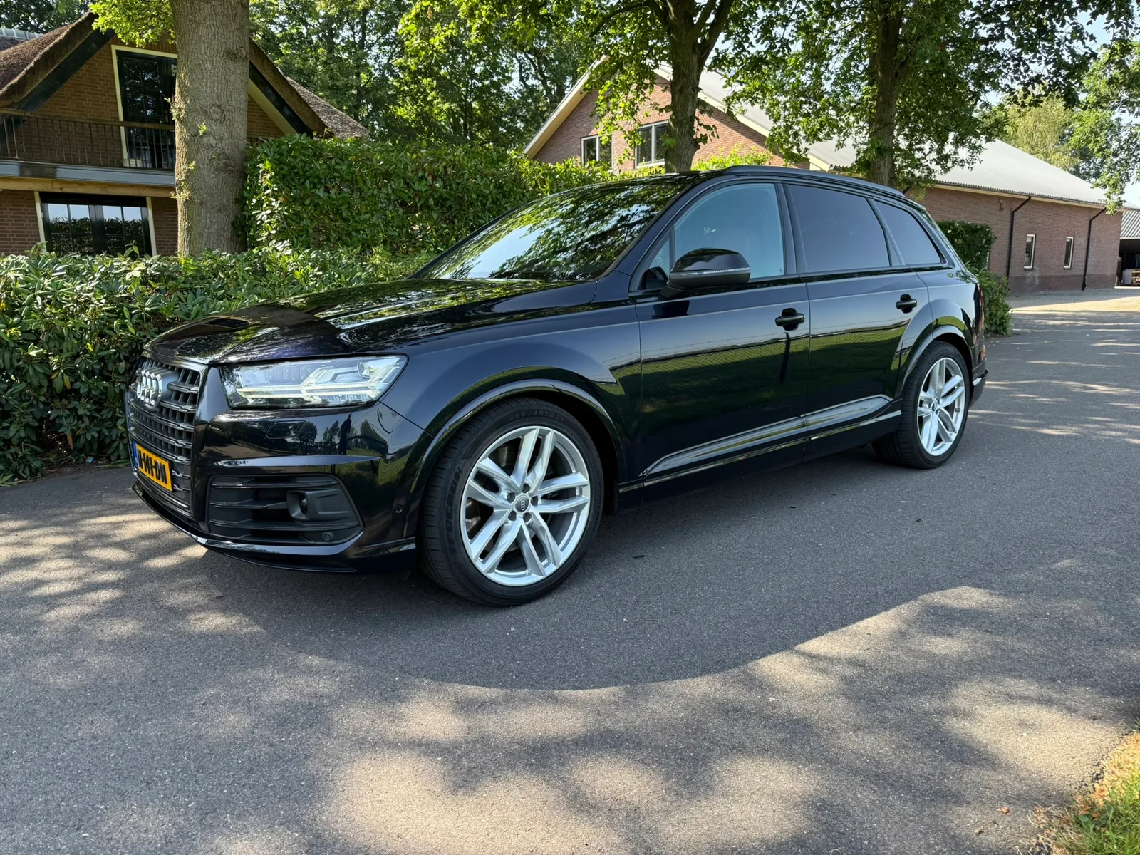 Audi Q7 (2017) — foto 1