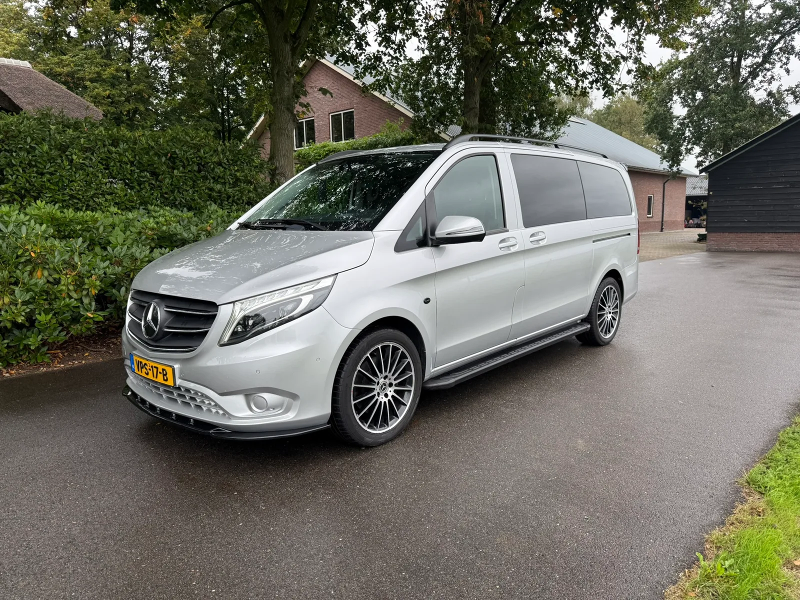 Mercedes-Benz Vito (2022) — foto 1