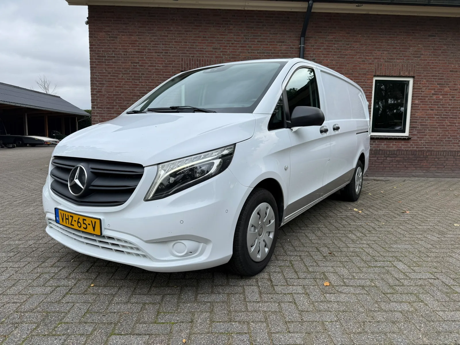 Mercedes-Benz Vito (2021) — foto 1