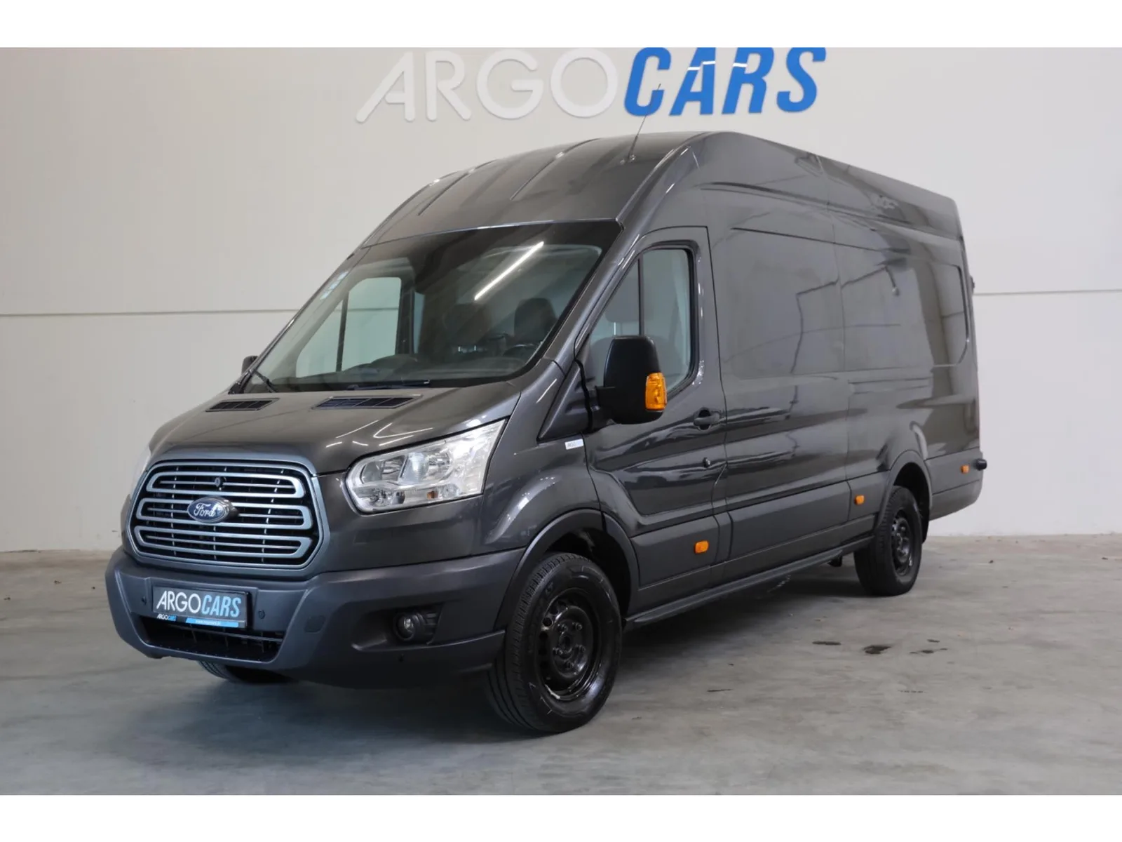 Ford Transit (2019) — foto 1