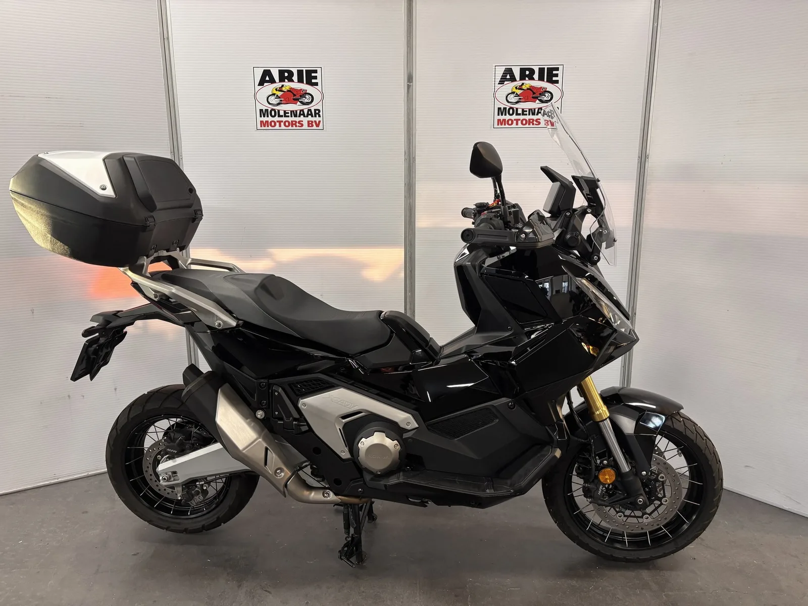 Honda X-ADV 750 (2025) — foto 1