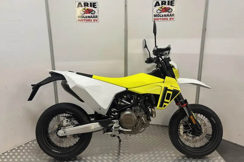 Husqvarna 701 Supermoto (2026)