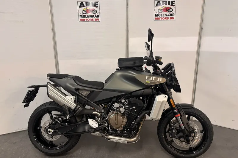 Husqvarna Svartpilen 801 (2026)