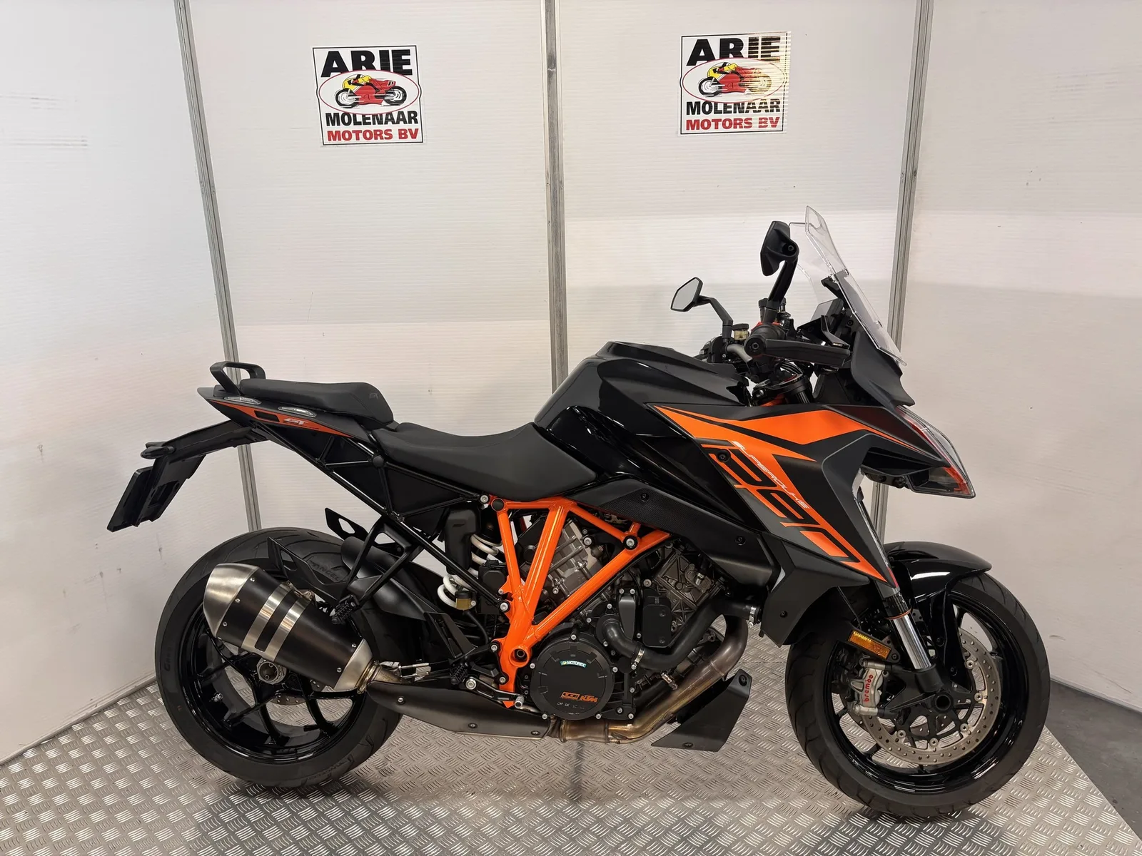 KTM 1290 Super Duke GT (2020) — foto 1