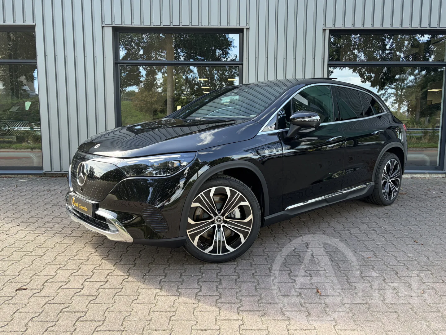 Mercedes-Benz EQE (2026) — foto 1