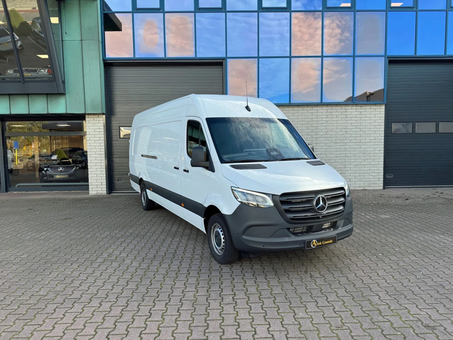 Mercedes-Benz Sprinter (2024) — foto 1
