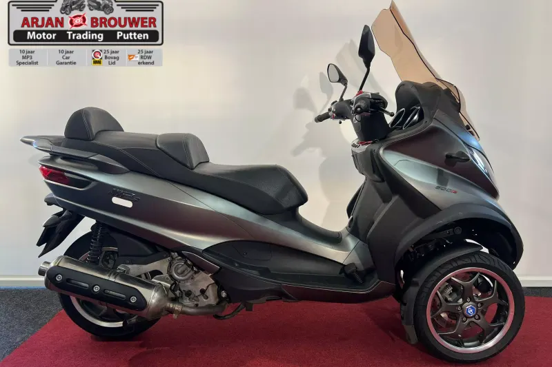 Piaggio MP3 500 (2018)