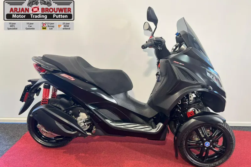 Piaggio MP3 300 HPE Sport (2021)