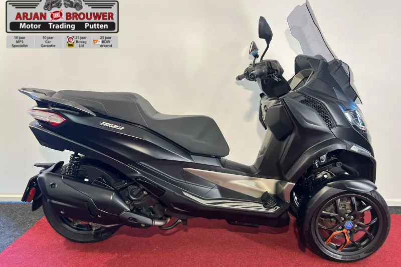 Piaggio MP3 530 HPE Exclusive (2023)