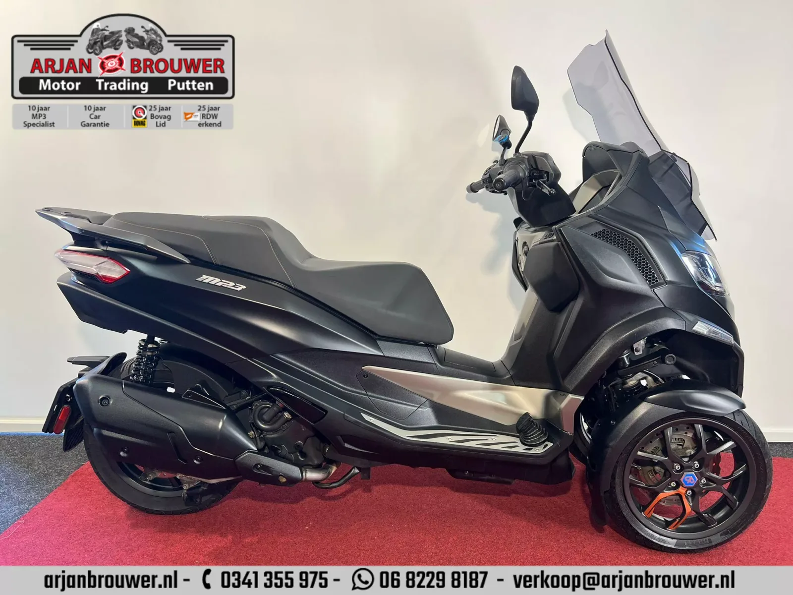 Piaggio MP3 530 HPE Exclusive (2023) — foto 1