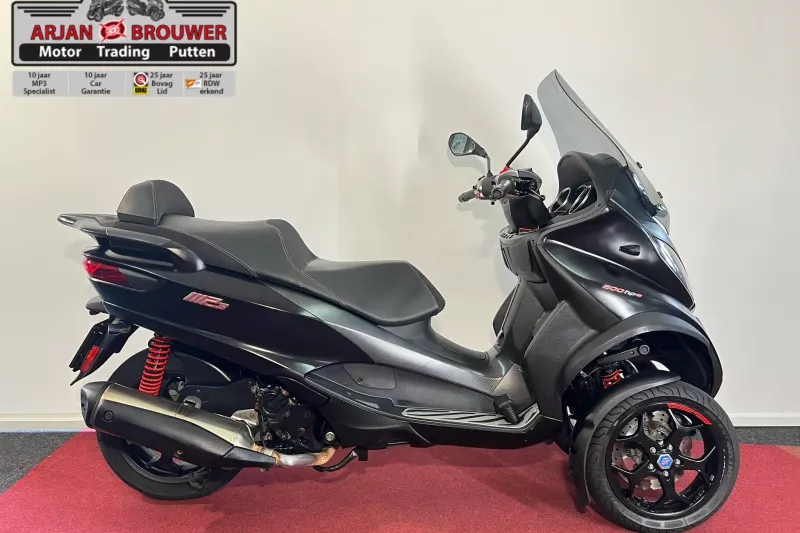 Piaggio MP3 500 (2018)