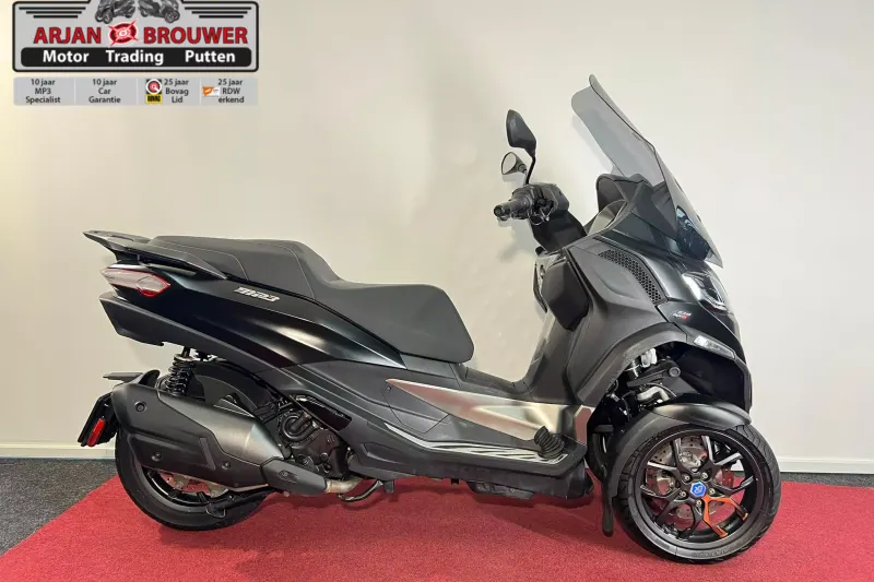 Piaggio MP3 530 HPE Exclusive (2022)