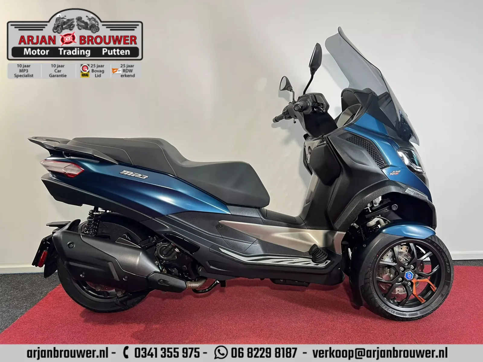 Piaggio MP3 530 HPE Exclusive (2023) — foto 1