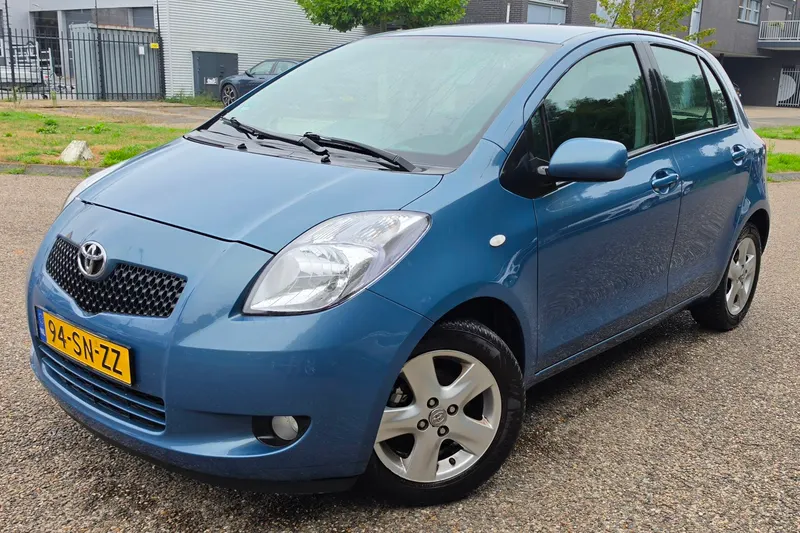 Toyota Yaris (2006)