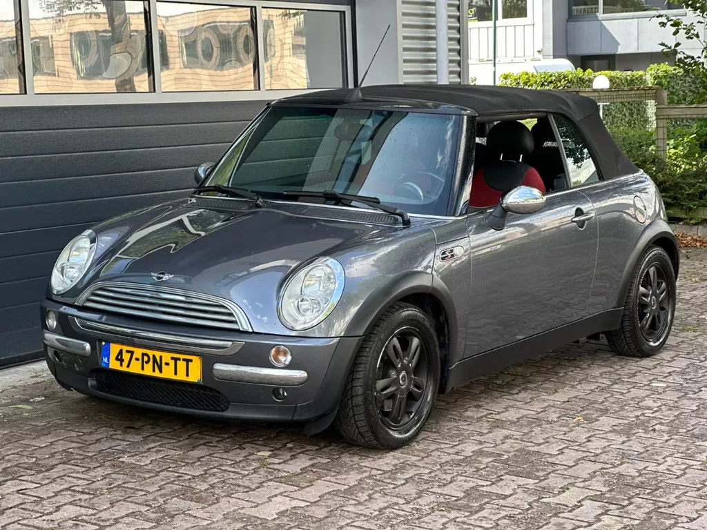 MINI Cabrio (2004) — foto 1