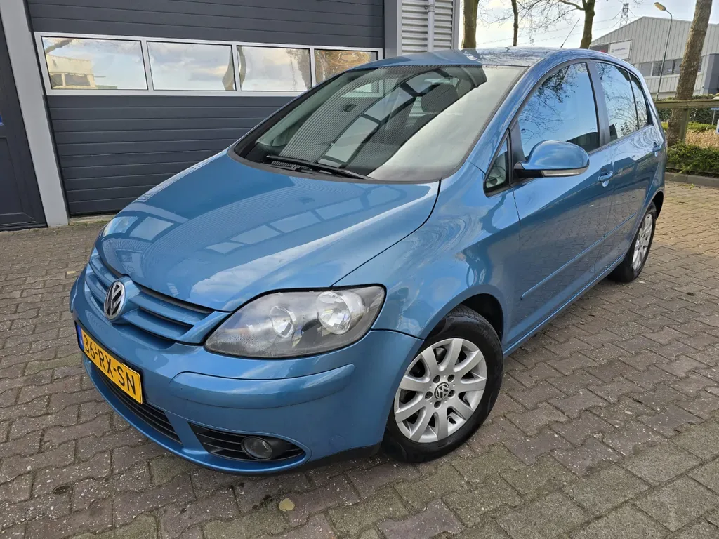 Volkswagen Golf Plus (2005) — foto 1
