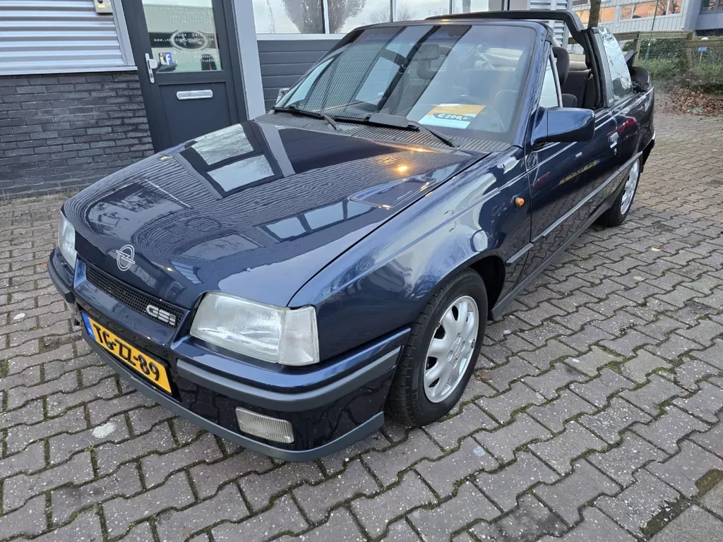 Opel Kadett (1990) — foto 1