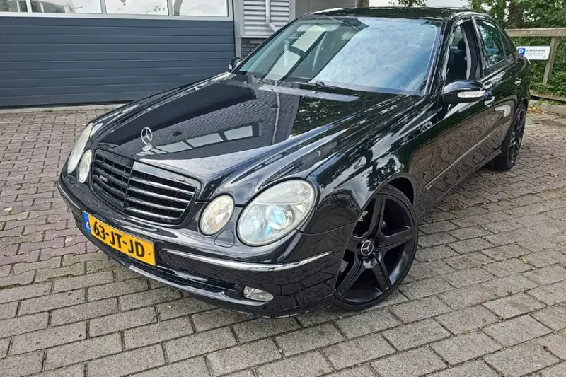 Mercedes-Benz E-Klasse (2002)